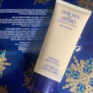 Elizabeth Taylor Diamonds and Sapphires Body Radiance Body lotion perfumed